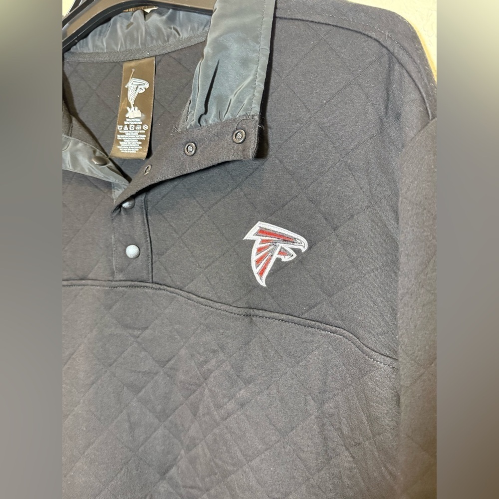 NFL Atlanta Falcons Black Quilted 1/4 Snap Pullover Sweatshirt Size XL - Picture 3 of 5